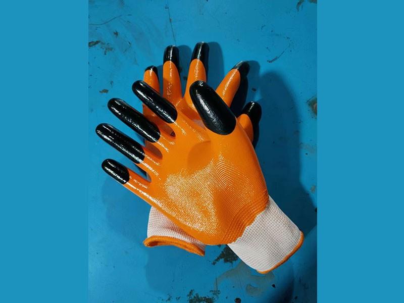 Nitrile butadiene gloves